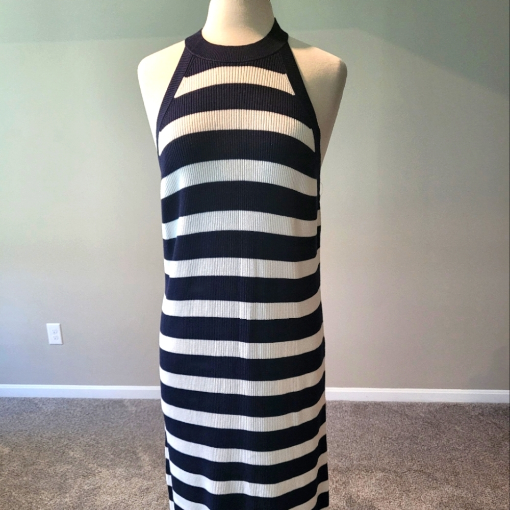 Old Navy– Navy Blue/White Stripe Sleeveless Ribbed Sweater Maxi Dress (Size XXL)